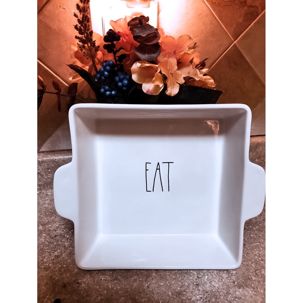 Rae Dunn EAT Casserole Dish